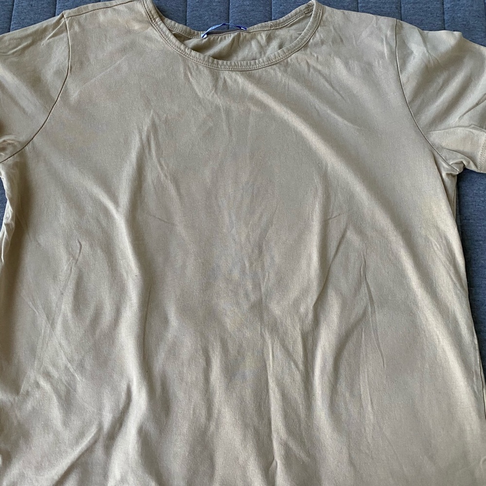 basic t shirt